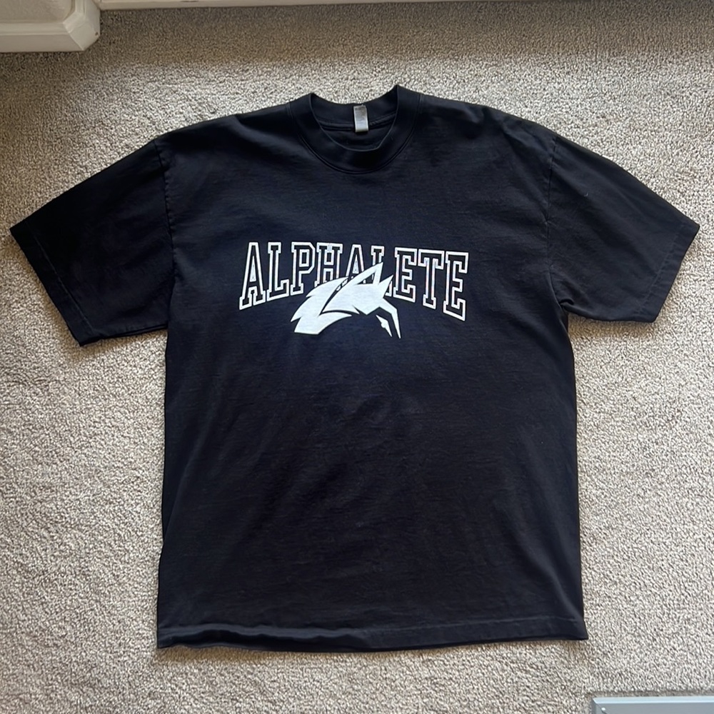 Alphalete Wolf Head Tee - Black